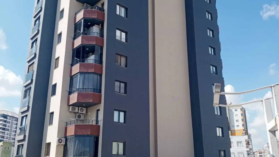 Mersin’de Genç Annenin Yaşamını Yitirdiği Asansör Faciasında 4 Şüpheli Adliyede! 1